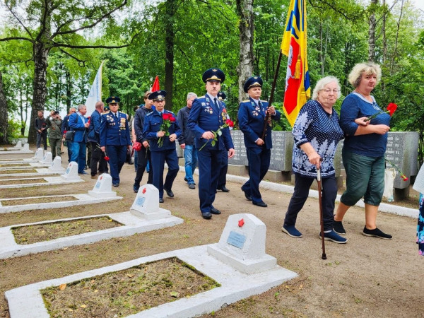 Перезахоронение летчиков